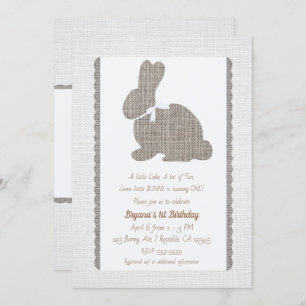 White Grått Burlap Rustic Bunny Påsk 1:a födelseda Inbjudningar