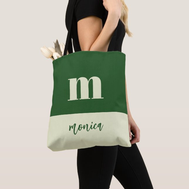 White & green initial personalized tote bag tygkasse (Närbild)