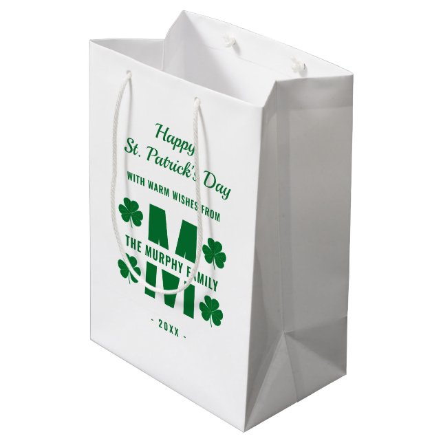 White Grönt Monogram Family Namn St. Patrick's Day (Baksidan Vinklad)