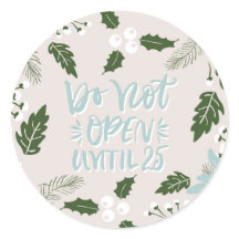 White Holly Botanical ska inte öppnas förrän jul