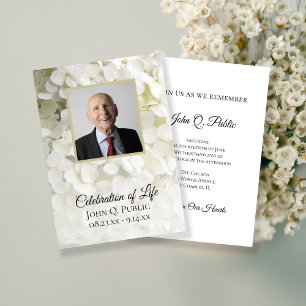 White Hydrangea Blommigt Firande of Life Funeral Inbjudningar