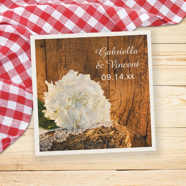 White Hydrangea och Barn Wood Landsbyggsbröllop Pappersservett (Skapare uppladdad)