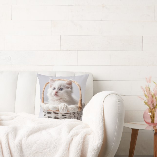 White Kitten i Basket Kudde (Soffa)