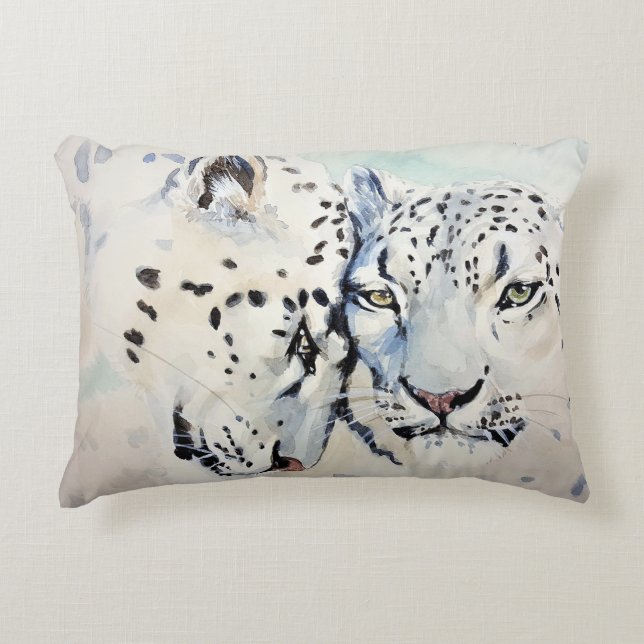 WHITE LEOPARDS DEKORATIV KUDDE (Framsidan)
