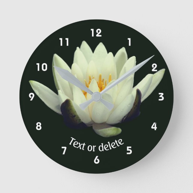 White Lotus Lily Flower Personalized Rund Klocka (Framsida)