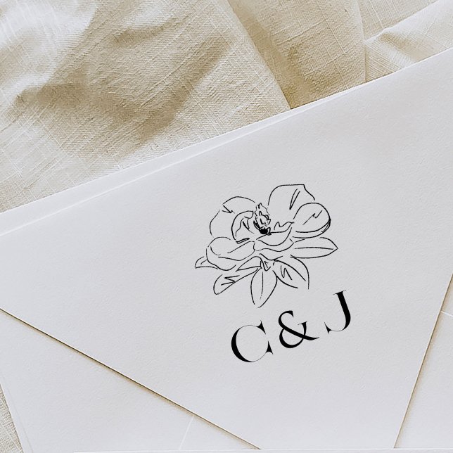White Magnolia Illustration Anpassningsbar Initial Stämpel (Beautiful Southern-inspired magnolia illustration wedding monogram rubber stamp.)