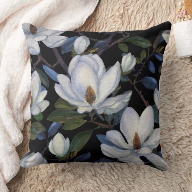 White magnolias on black pattern kudde (Filt)