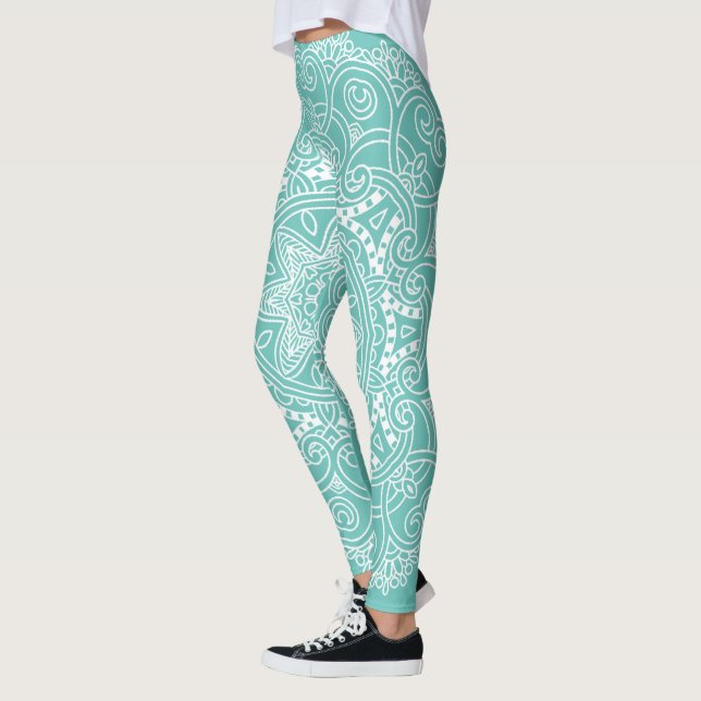 White Mandala Art Mönster på Light Teal Blue Grönt Leggings (Vänster)