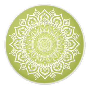 White Mandala on Grönt Ceramic pull Knob Knopp