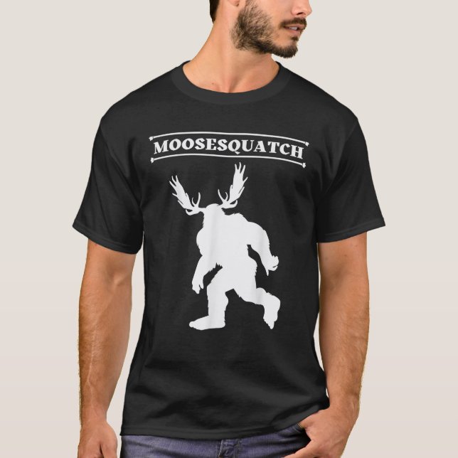 White Moosesquatch Funny Moose Sassquatch Cryptid T Shirt (Framsida)
