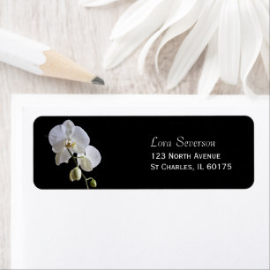 White Orchid Flowers on Black Returadress Etikett