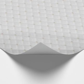 White Pearl Stud Quilted Presentpapper