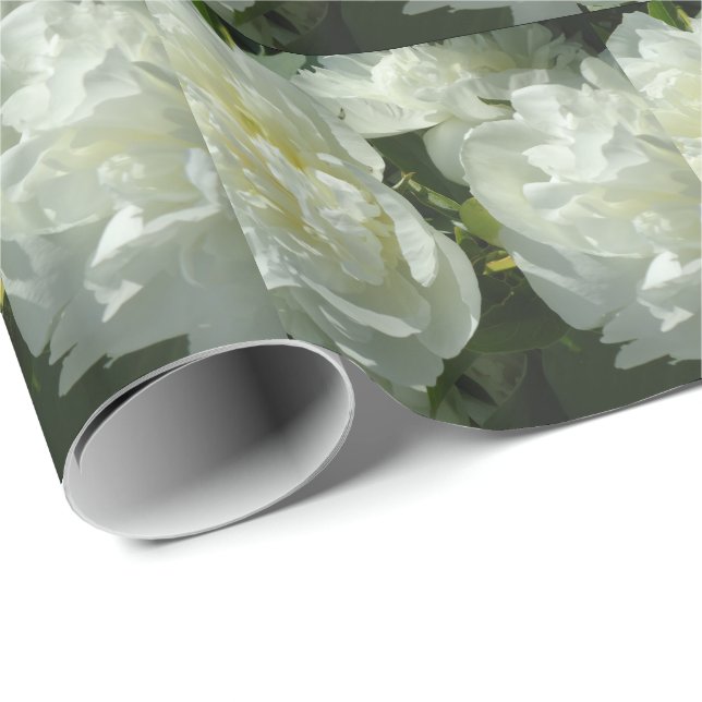 White Peonies Presentpapper (Rullad Hörn)
