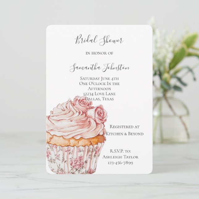 White Pink Roses Floral Cupcake Bridal Shower Inbjudningar (Stående Fram)