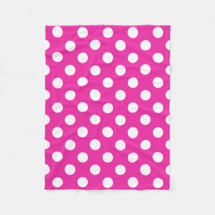 White polka dots on fuchsia fleecefilt