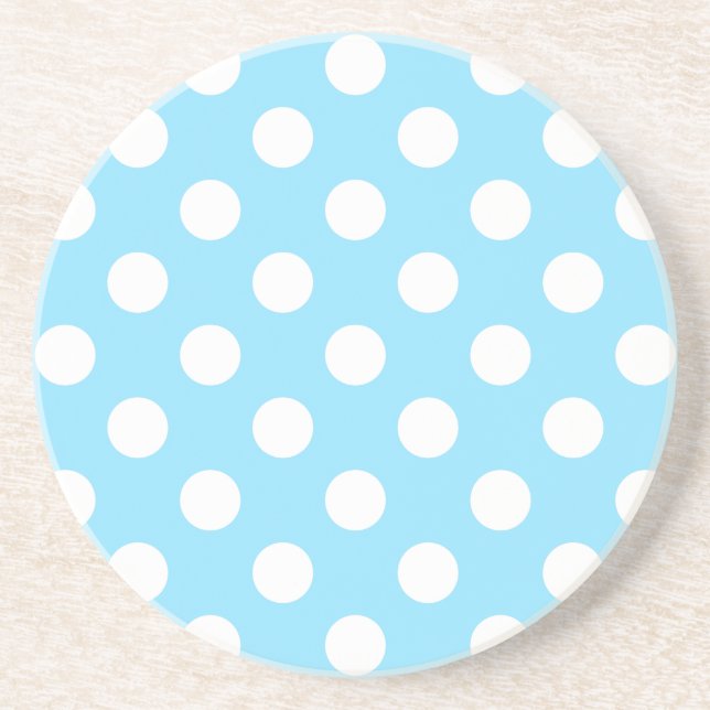 White polka dots på blek blue underlägg (Framsidan)