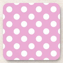 White polka dots på blekens rosa
