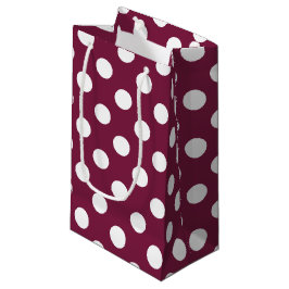 White polka dots på burgundy