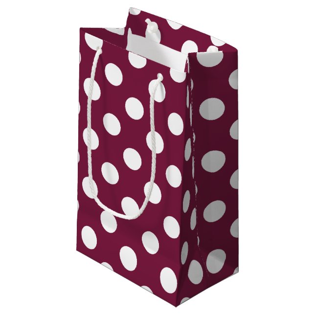 White polka dots på burgundy (Framsidan Vinklad)