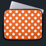 White polka dots på orange laptop fodral<br><div class="desc">White polka dots på orange</div>