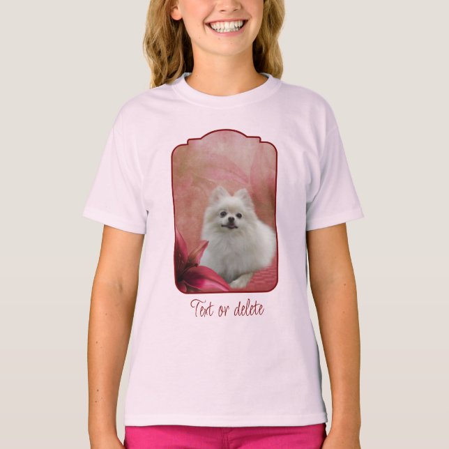White Pomeranian Dog Lily Flowers Animal Art T Shirt (Framsida)