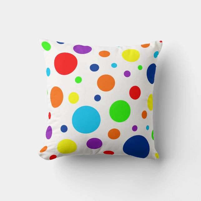 White Rainbow Spots Pillow Kudde (Framsida)