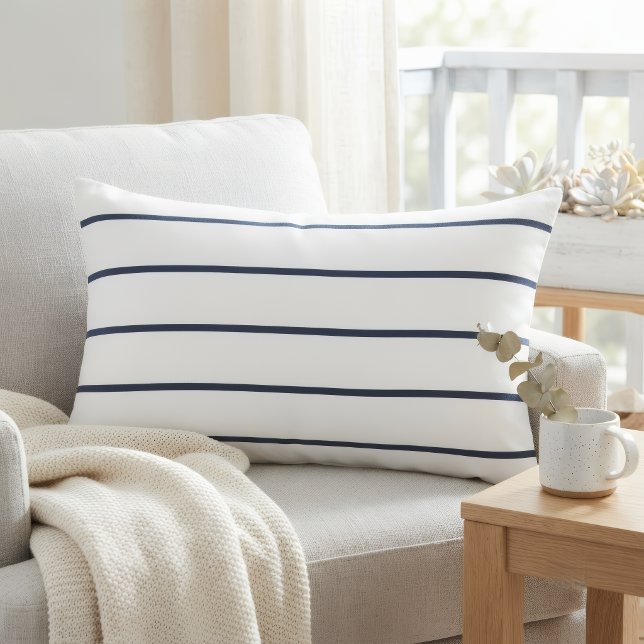 White Rectangular Accent Pillow with Blue Stripes Prydnadskudde (Skapare uppladdad)