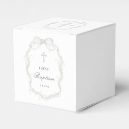 White Ribbon Baby's Breath Baptism Cube Presentaskar