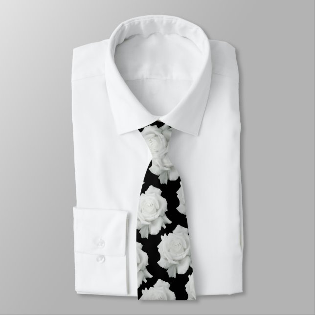 White Rose Petals Necktie Slips (Bunden)