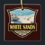 White Sands National Park Travel Art Vintage Julgransprydnad Keramik<br><div class="desc">Vit Sands-vektorteckningsdesign. Parken ligger i New mexico och är helt omgiven av Vita Sands Missile Range.</div>