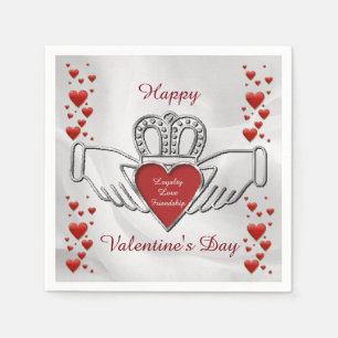 White Satin Claddagh Symbol Valentine Napkins Pappersservett
