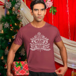 White Scandinavian FolArt Nordic Julgran T Shirt<br><div class="desc">Är du kärlek den traditionella Scandinavian Folk Art stil julvibe? Det är ett nyktert, charmerande stil som bara ser så mysigt ut! Det här lilla Julgran är säkert att lägga till bara högernas beröring till helgdag. Bygg upp julhelgens tidlösa charm med en härlig kombination av tradition och natur. Denna invecklade...</div>