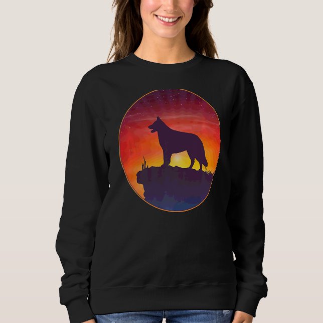 White Shepherd Hund Sunset T Shirt (Framsida)