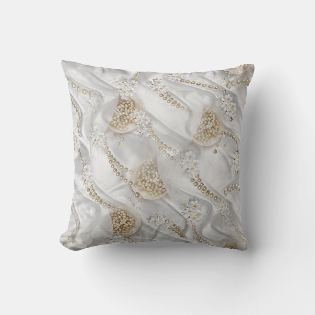 White Silke & Ivory Champaign Pearls Kudde (Framsida)