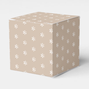White snö star snöflingor mönster beige med gå presentaskar