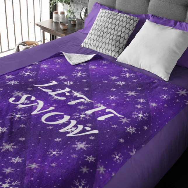 White Snöflingor Blue-Lila Backgd Fleece Blanket (White Snowflakes Blue-Purple Backgd Fleece Blanket)