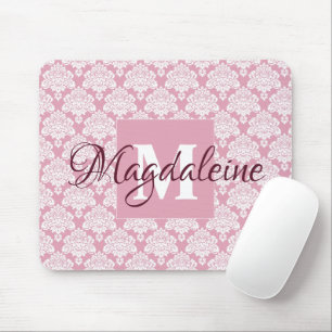 White Snöre Damask on Dusty Ro Namn & Monogram Musmatta
