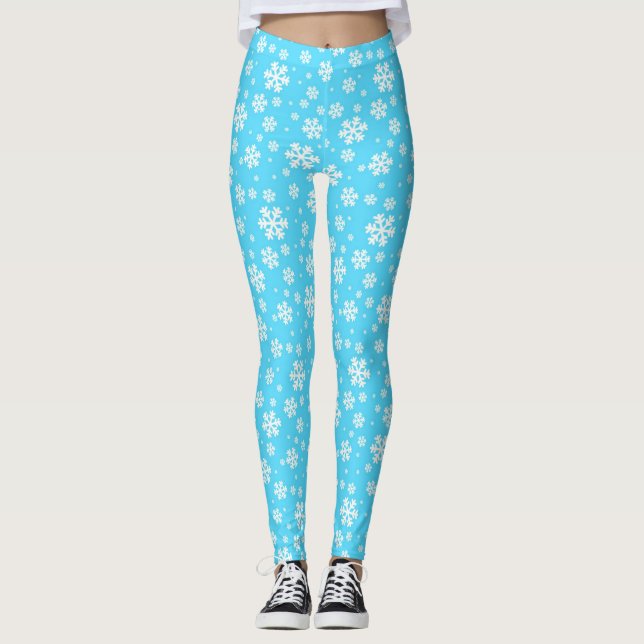 White Snowflakes on Light Blue Winter Pattern Leggings (Framsida)
