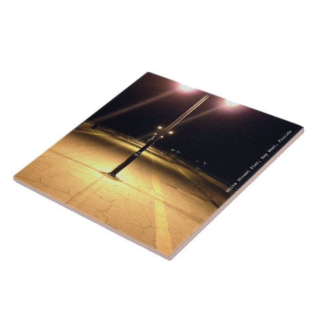 White Street Pier, Nyckel Väster Kakelplatta (Sidan)