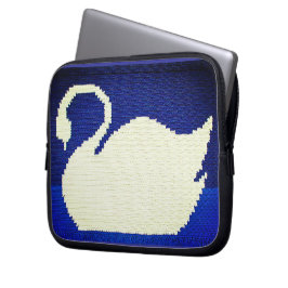 White Svan Artisan Crochet Print Electronics Bag Laptop Fodral