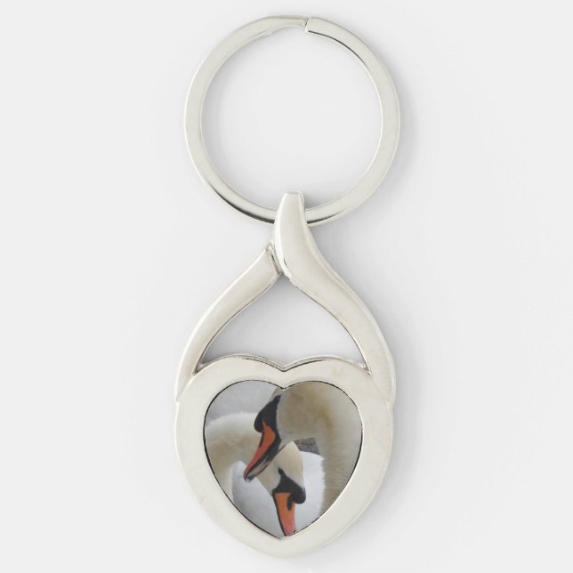 White Svanar Hjärtnyckelring Twisted Heart Silverfärgad Nyckelring (Framsidan)