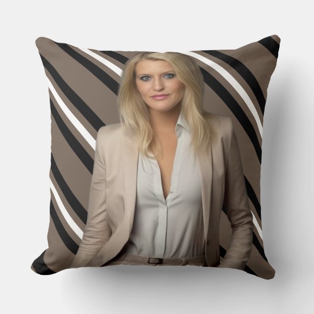 White Throw Pillow Kudde (Framsida)