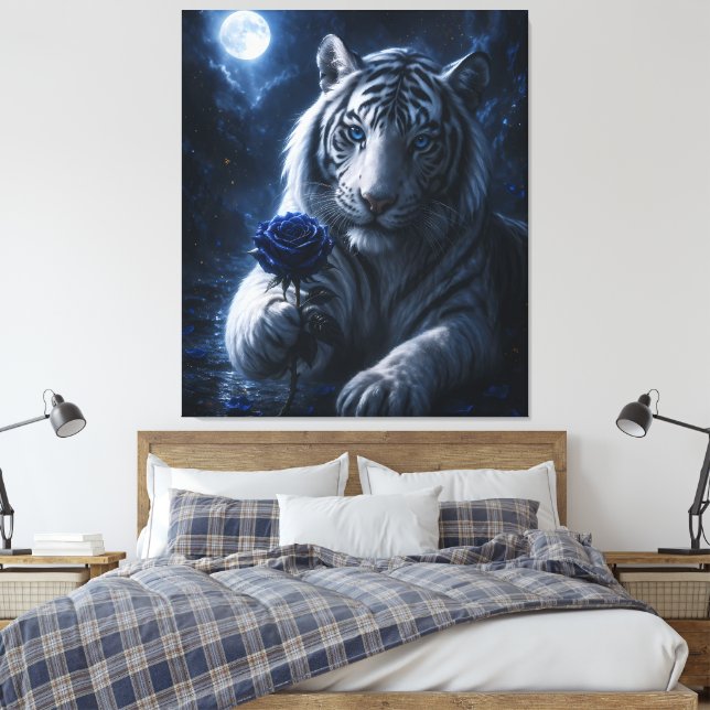 White Tiger with Blue Rose Under Moonlight – Roman Canvastryck (Insitu (sovrum))