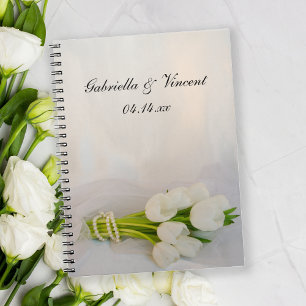 White Tulip Bouquet Vår bröllop Anteckningsbok Med Spiral