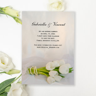 White Tulip Bouquet Vår bröllop Spara datum Inbjudningar