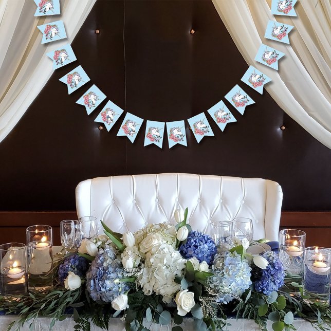 White Unicorn Rosa Flowers Blue Vimplar (Skapare uppladdad)