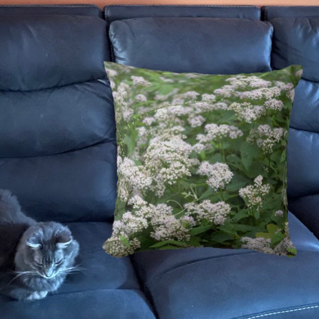 White Wildblommor Pillow Kudde (Skapare uppladdad)