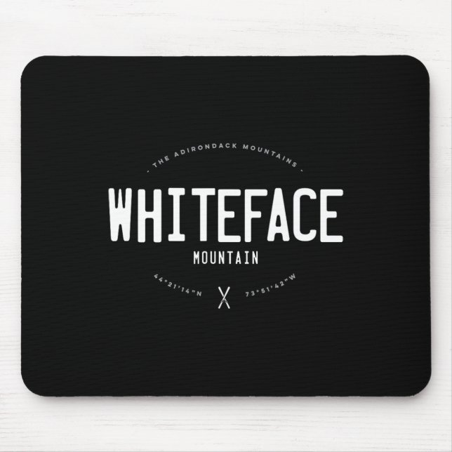 Whiteface Mountain New York Grafisk Distressed Vin Musmatta (Framsidan)