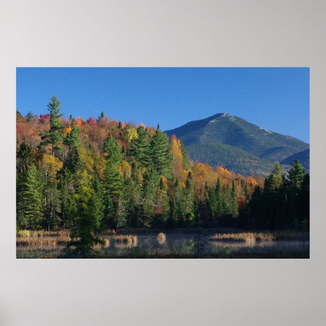 Whiteface Mountain över Little Cherrypatch Pond Poster (Framsidan)