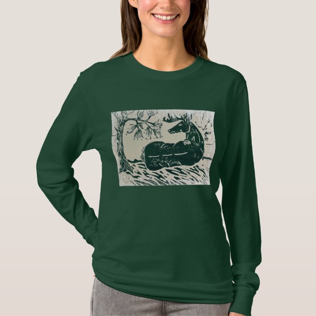 Whitetail Deer Buck in Snowy Woods T-Shirt (Framsida)